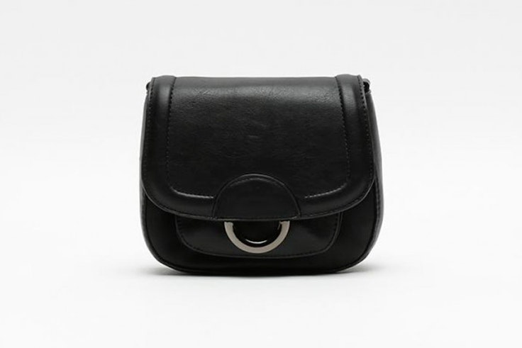 bolso-mini-negro-anilla-plata-misako