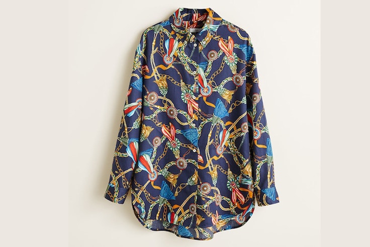camisa-estampado-panuelo-azul-mango