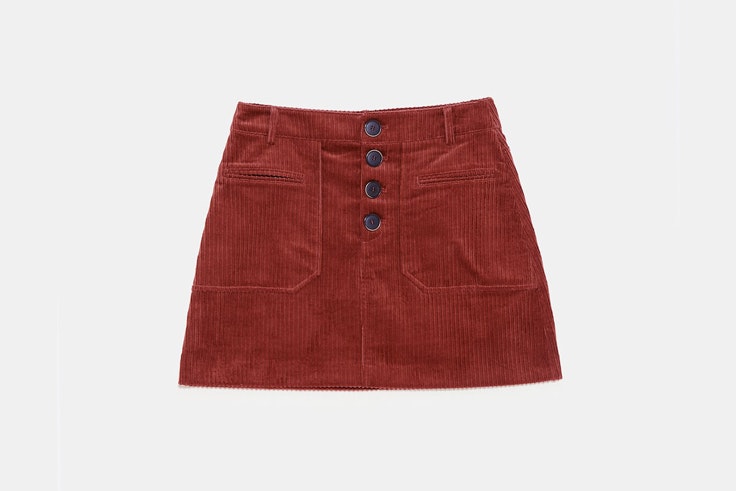falda-corta-de-pana-zara-camille-charriere