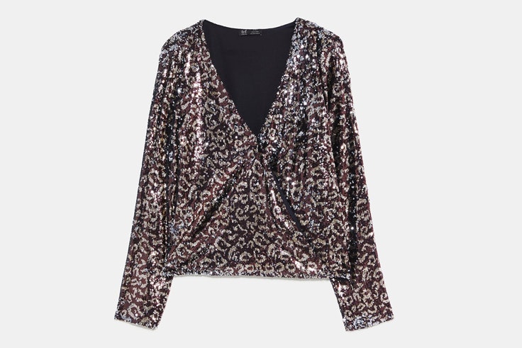 top-lentejuelas-estampado-leopardo-zara