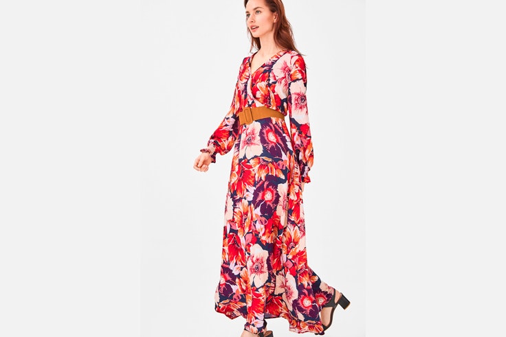vestido-de-flores-estampado-rojoscortefiel