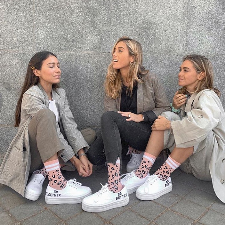 calcetines-estampado-claudia-parrast-melissa-villarreal-carlota-weber-calzedonia-plazamayor