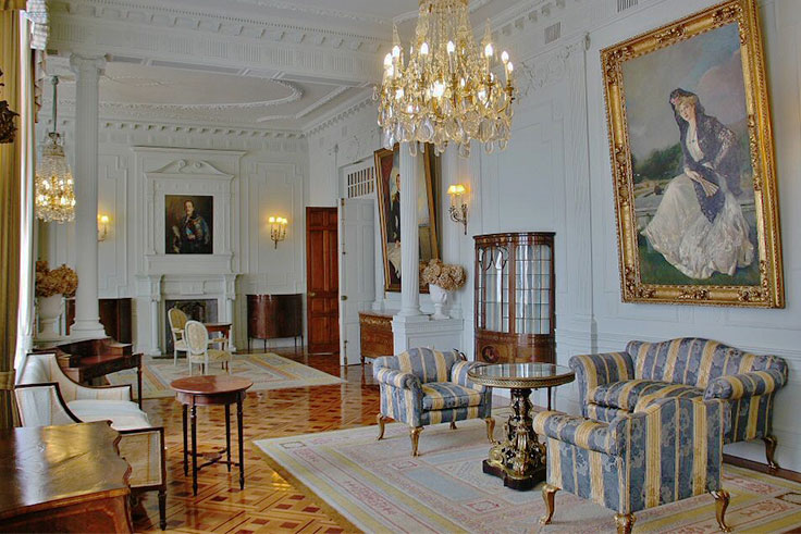 palacio-de-la-magdalena-salon-de-la-familia