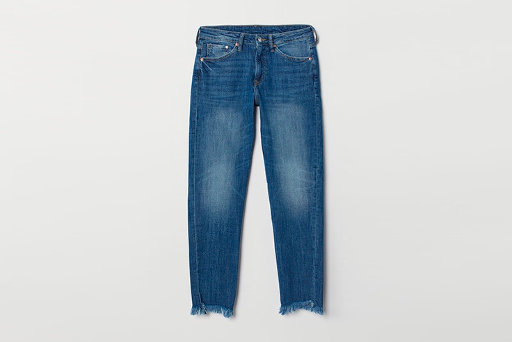 pantalon-vaquero-bajo-deshilachado-hm