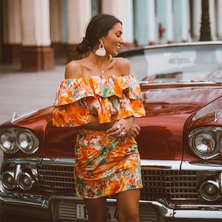 agostina-saracco-estilo-instagram-top-flores