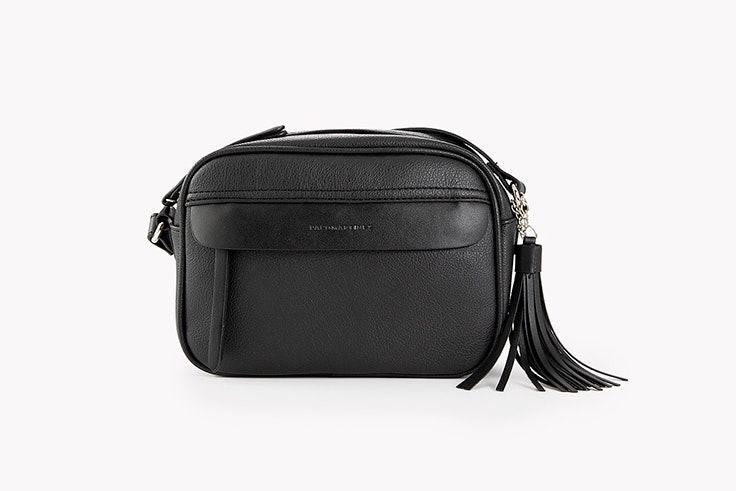 bolso bandolera color negro paco martinez