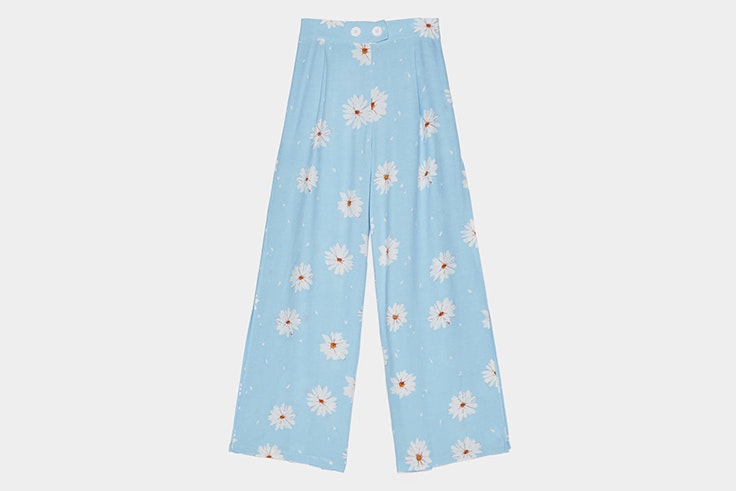pantalón azul estampado flores bershka rebajas de verano