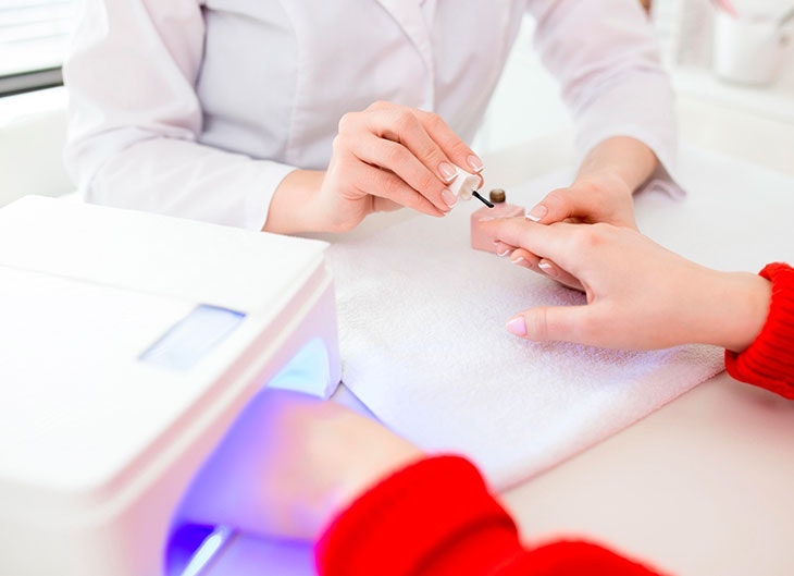 Uñas permanente, descubre los colores de la temporada