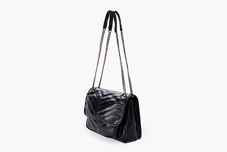 bolso negro asa cadena paco Martínez