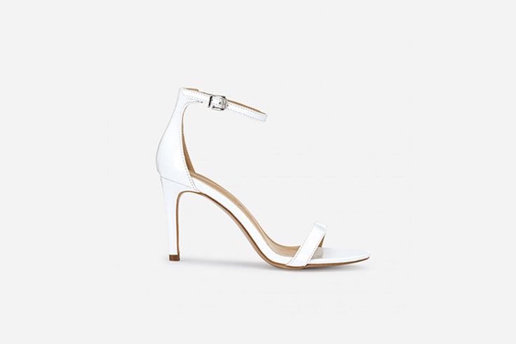 sandalia blanca marypaz Carla Estévez