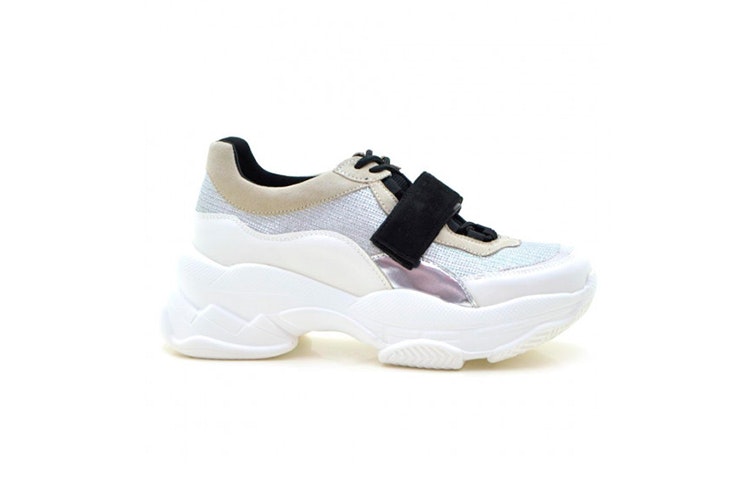 zapatillas blancas ugly shoes tino gonzalez