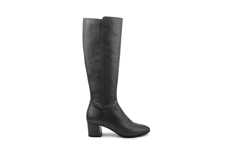 botas altas negras tacon bajo merkal calzados