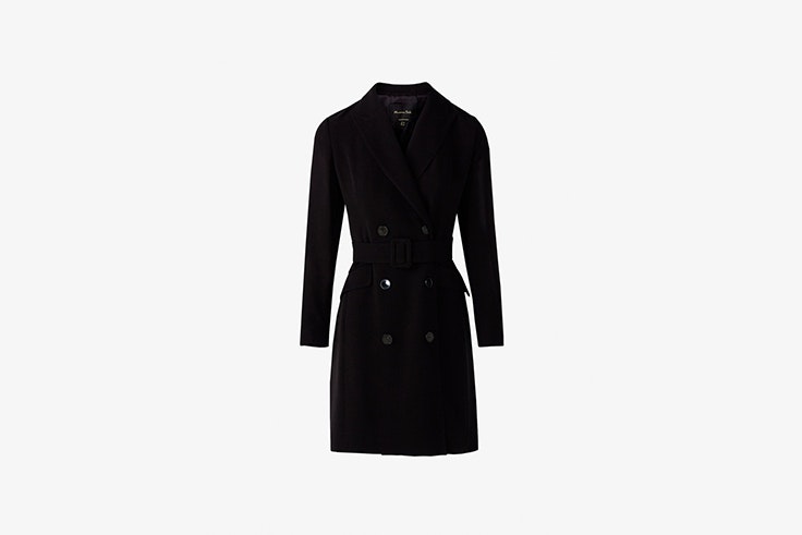 vestido blazer negro con cinturón de Massimo Dutti looks de fiesta