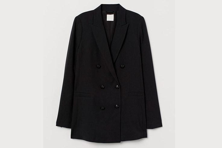 Chaqueta americana de doble en color negro botonadura de H&M
