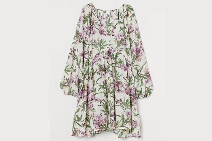 Vestido con estampado de flores de H&M