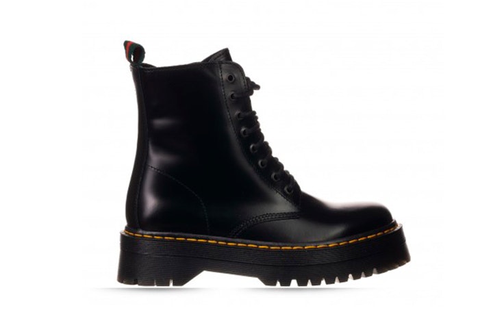 Botas negras de cordón de Alpe. Disponibles en la zapatería RKS