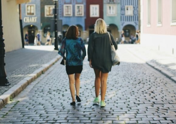 beneficios salud caminar