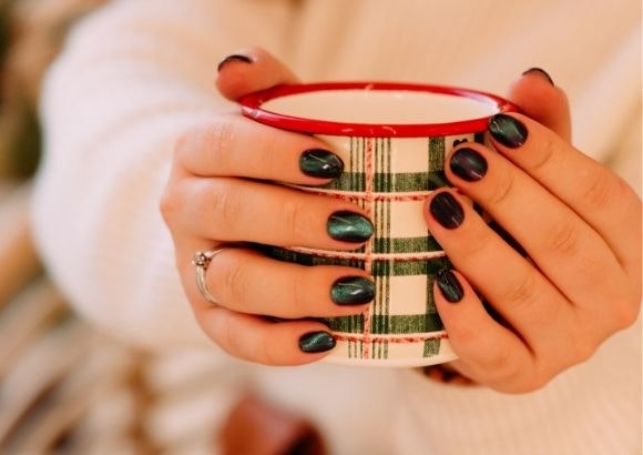 Inspiración: ideas para decorar tus uñas en Navidad