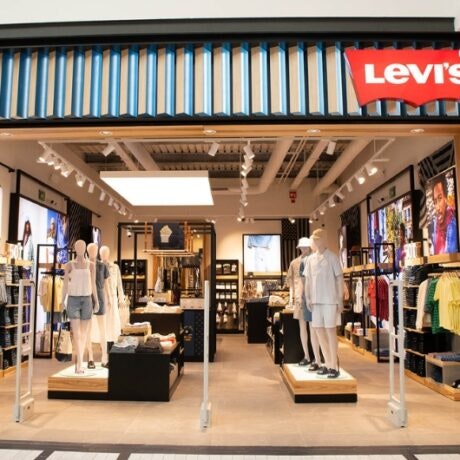 La revolución del denim aterriza en Valle Real ¡Bienvenido Levi´s!