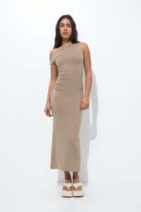 vestido asimetrico de pull and bear